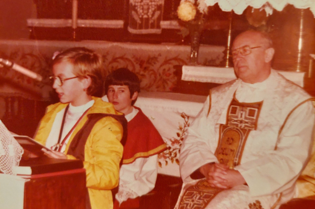 A „csendes” hűség embere: dr. Párkányi József pap élete és szolgálata  - Te ismerted az atyát?