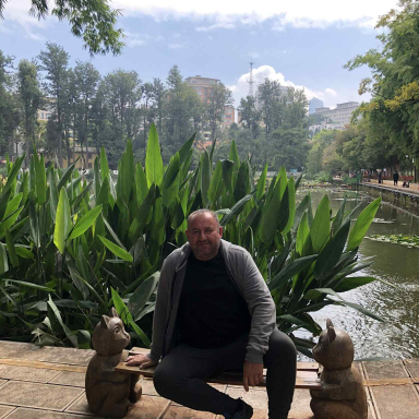 Vági György Kínában