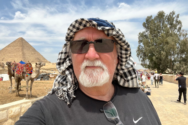 Egyiptom más szemmel – piramisok, tuktukok és mindennapok Gízában