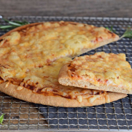 Villámgyors, bögrés teljes kiőrlésű pizzatészta estére